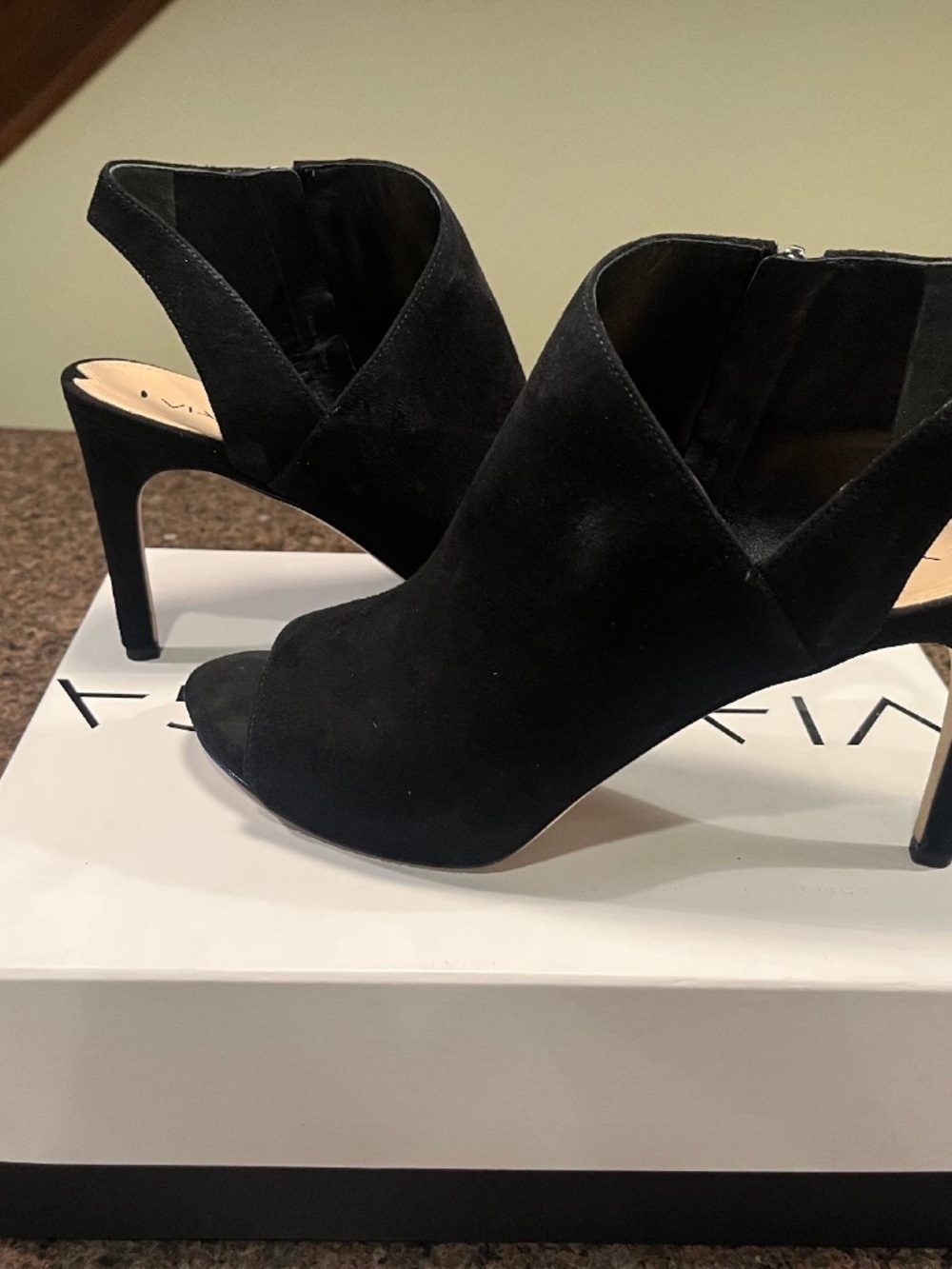 Via Spiga Black Nariah Platform Heels, size 8 1/2 M